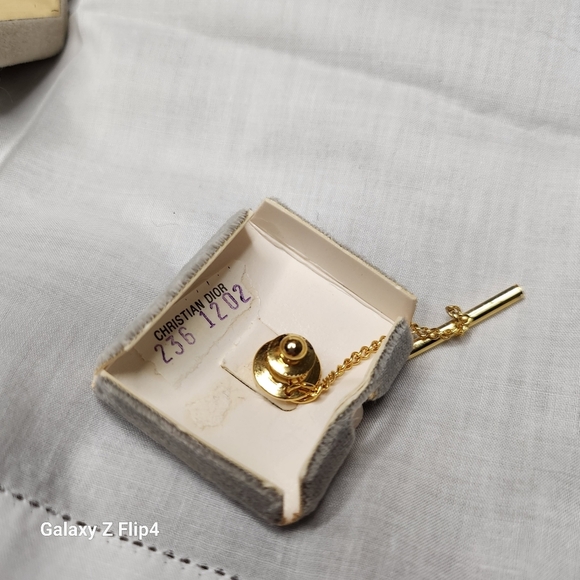 Christian Dior Tie brooch pin Vintage - Picture 4 of 7